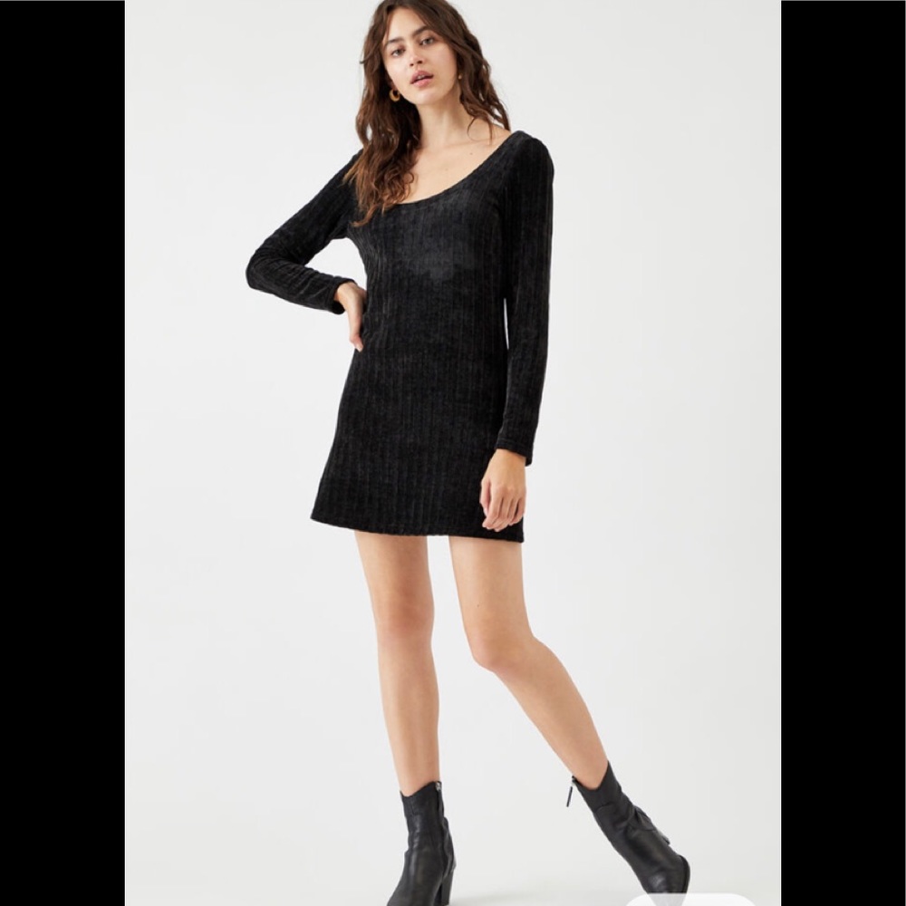 Black Mini Dress 🖤